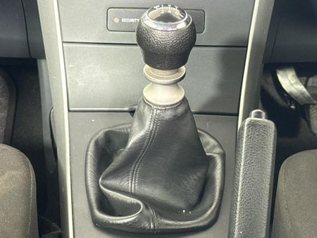 2019-Toyota-Corolla-Quest-16_10
