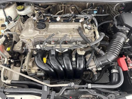 2019-Toyota-Corolla-Quest-16_12