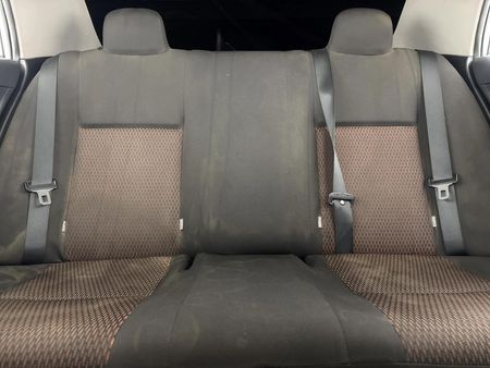 2019-Toyota-Corolla-Quest-16_17