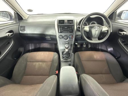2019-Toyota-Corolla-Quest-16_6