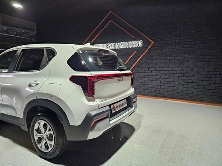 2026-Kia-Sonet-15-LS-Auto_28