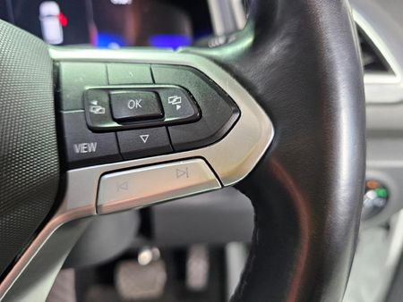 2022-Volkswagen-T-Roc-14-TSI-Design-Auto_16