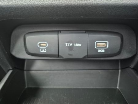 2026-Hyundai-Grand-i10-10-Motion_4