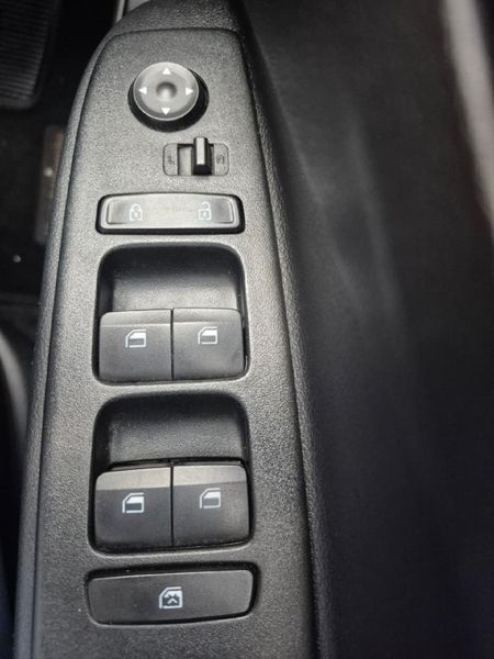 2026-Hyundai-Grand-i10-10-Motion_8