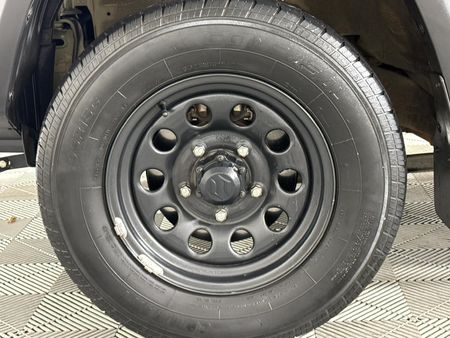 2021-Suzuki-Jimny-15-GA_10