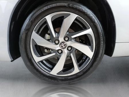 2024-Toyota-Starlet-15-XR_16