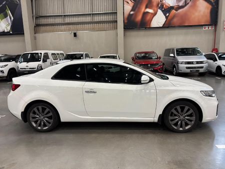 2012-Kia-Cerato-20-Koup_7