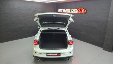2022-Volkswagen-Golf-8-GTI-20-TSI-Auto_9