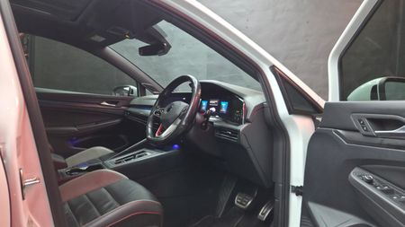 2022-Volkswagen-Golf-8-GTI-20-TSI-Auto_13