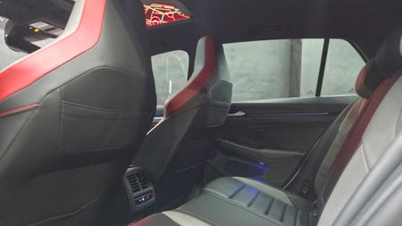 2022-Volkswagen-Golf-8-GTI-20-TSI-Auto_15