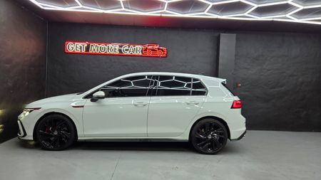 2022-Volkswagen-Golf-8-GTI-20-TSI-Auto_3