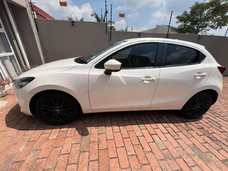 2022-Mazda-2-15-Individual-5-dr-Auto_6