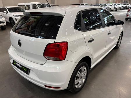 2024-Volkswagen-Polo-Vivo-14-Trendline-5-dr_2
