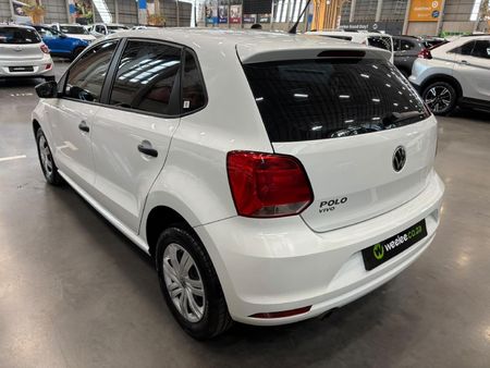 2024-Volkswagen-Polo-Vivo-14-Trendline-5-dr_4