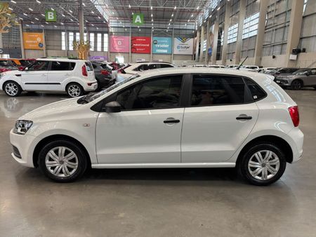 2024-Volkswagen-Polo-Vivo-14-Trendline-5-dr_5