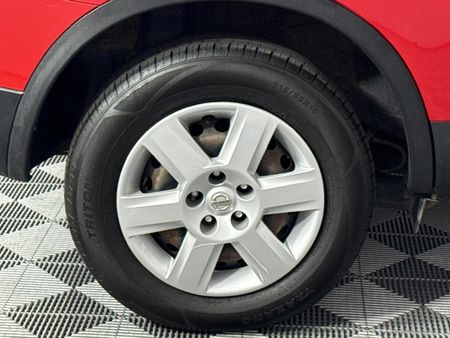 2011-Nissan-Qashqai-16-Visia_19