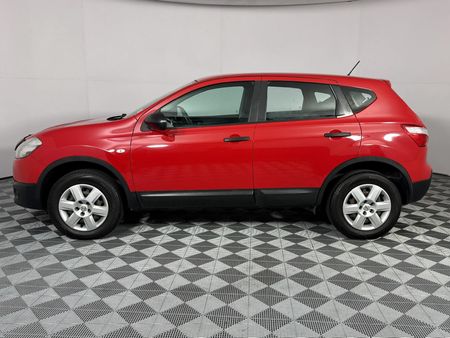 2011-Nissan-Qashqai-16-Visia_5