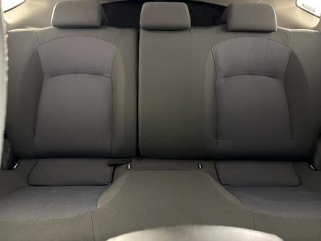 2011-Nissan-Qashqai-16-Visia_8