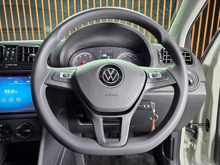 2026-Volkswagen-Polo-Vivo-14_10