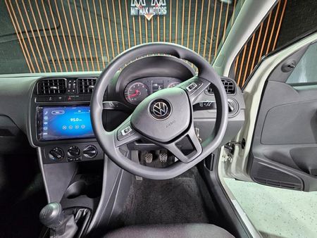 2026-Volkswagen-Polo-Vivo-14_16