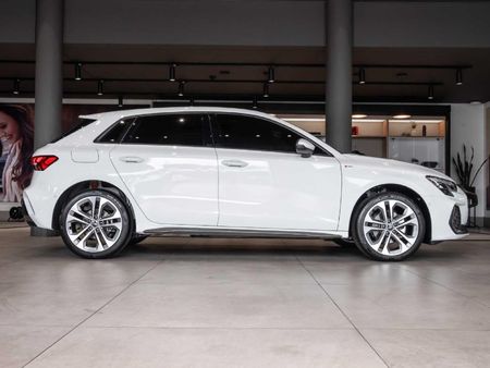 2026-Audi-A3-Sportback-35-TFSI-S-Line-Select-Tip-Auto_9