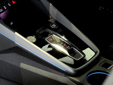 2026-Audi-A3-35-TFSI-S-Line-Auto_18