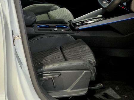 2026-Audi-A3-35-TFSI-S-Line-Auto_23