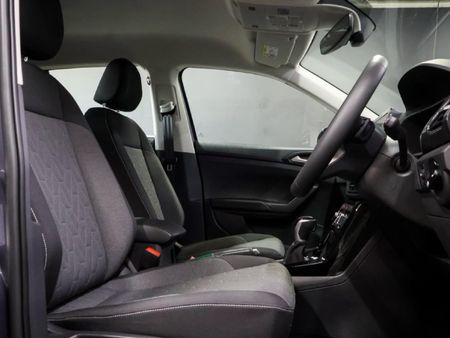 2026-Volkswagen-T-Cross-10-TSI-Life-Auto_7