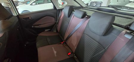 2025-Toyota-Starlet-Cross-15XS-Auto_16