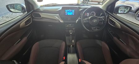2025-Toyota-Starlet-Cross-15XS-Auto_5