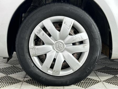 2011-Toyota-Yaris-Zen3-5-dr_16