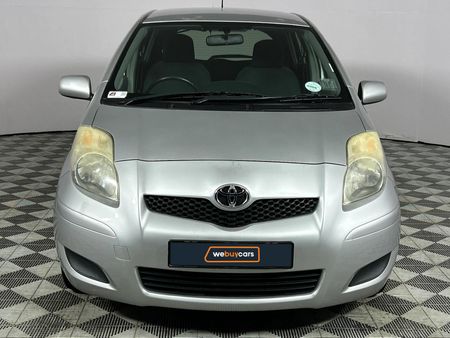 2011-Toyota-Yaris-Zen3-5-dr_1