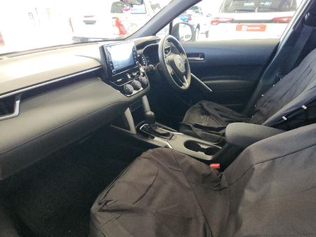 2024-Toyota-Corolla-Cross-18-XI_6