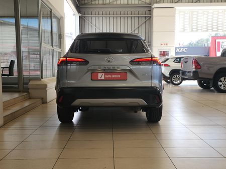2022-Toyota-Corolla-Cross-18-XS_4