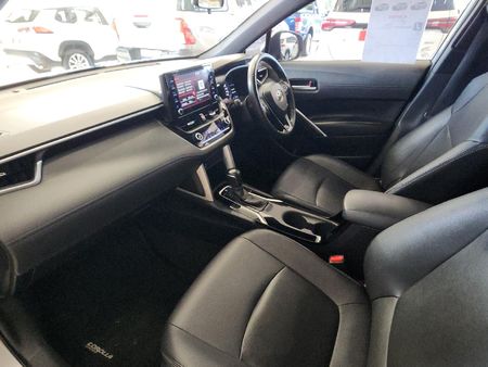 2022-Toyota-Corolla-Cross-18-XS_6