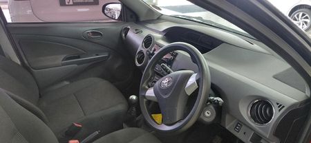 2020-Toyota-Etios-15-Sport-LTD-Edition-5-dr_3