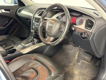 2009-Audi-A4-18-T-Auto_9