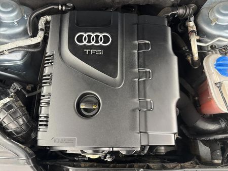 2009-Audi-A4-18-T-Auto_12