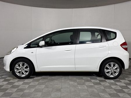 2012-Honda-Jazz-13-Comfort_5