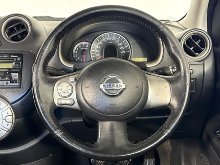 2012-Nissan-Micra-15-Tekna-5-dr_12