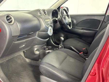 2012-Nissan-Micra-15-Tekna-5-dr_8