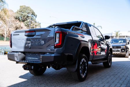 2026-Toyota-Hilux-28-GD-6-RB-Raider-X-4x4-Auto-Extended-Cab_6