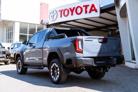 2026-Toyota-Hilux-28-GD-6-RB-Raider-X-4x4-Auto-Extended-Cab_7