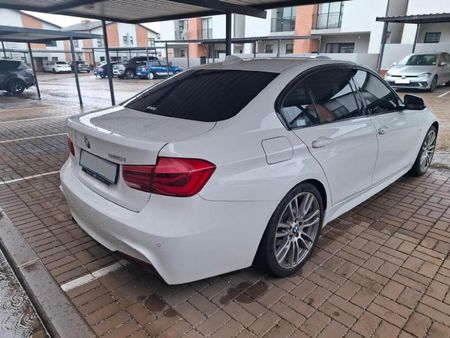 2016-BMW-3-Series-320i-M-Sport-Auto_4