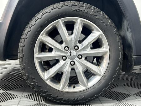 2016-Jeep-Cherokee-32-Limited-Auto_19