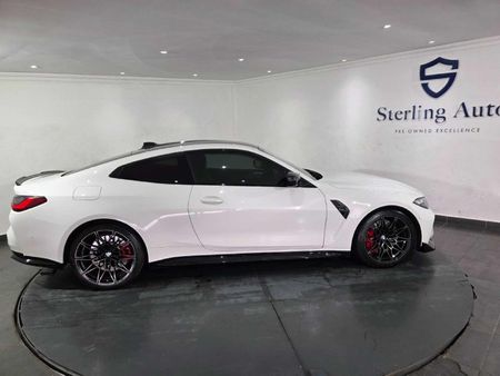 2021-BMW-M4-Coupe-Competition_9