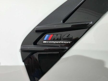 2021-BMW-M4-Coupe-Competition_18