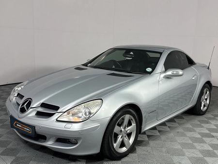 2006-Mercedes-Benz-SLK-200-Kompressor-Auto_0
