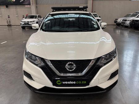 2018-Nissan-Qashqai-12T-Visia_1