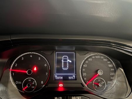 2020-Volkswagen-Polo-10-TSI-Comfortline_10